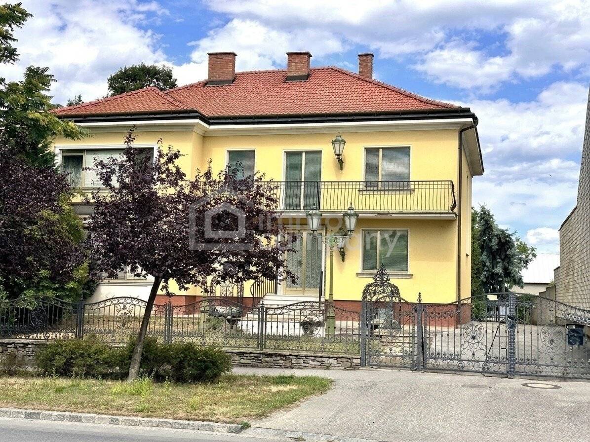 Your dream house is waiting for you: luxury and elegance