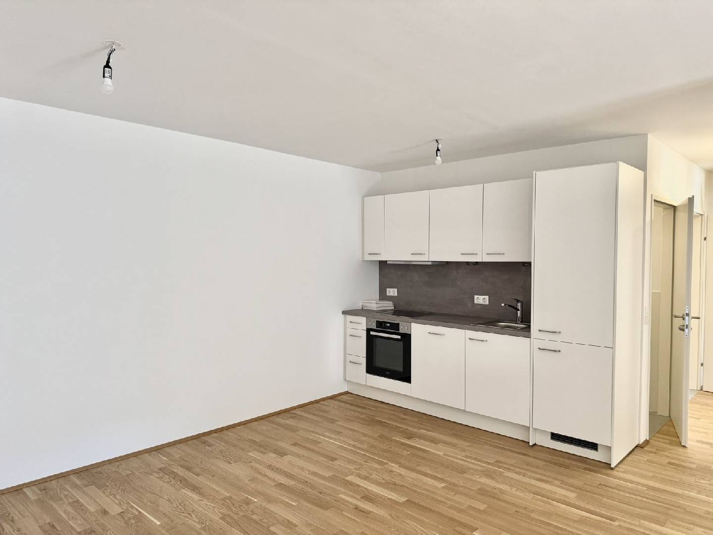 Newly built apartment near Alte Donau