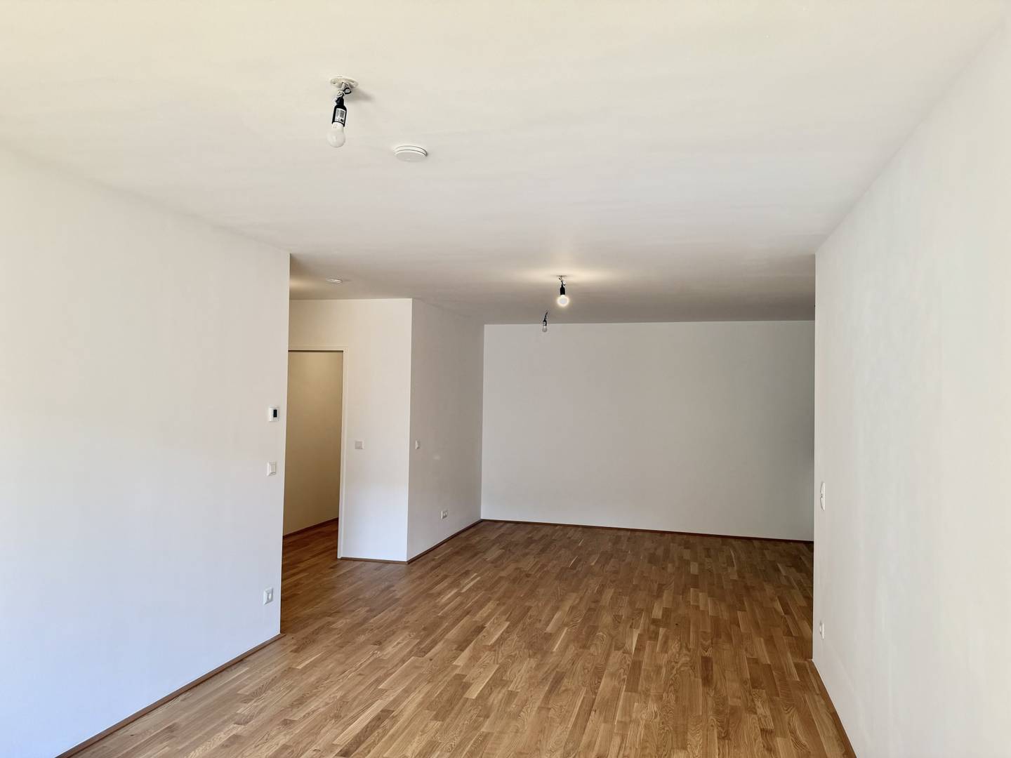 New build apartment with loggia near Old Danube