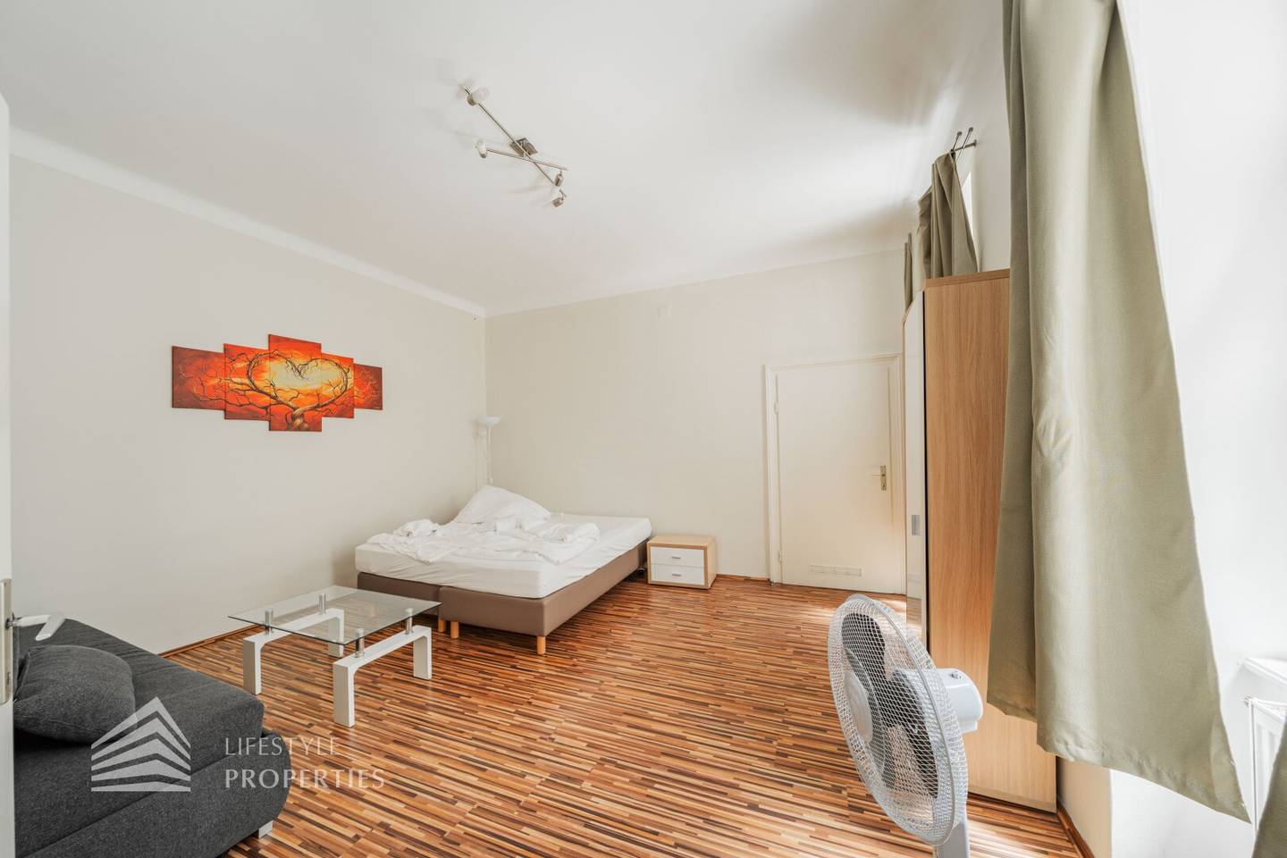 Apartment near Enkplatz with U3 access