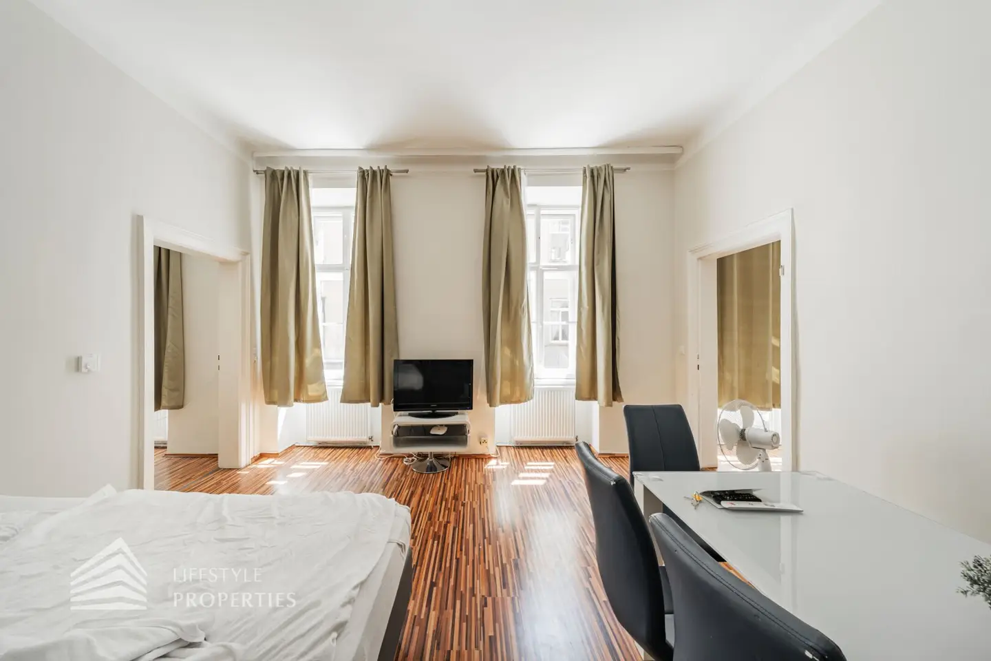 Apartment near Enkplatz with U3 access