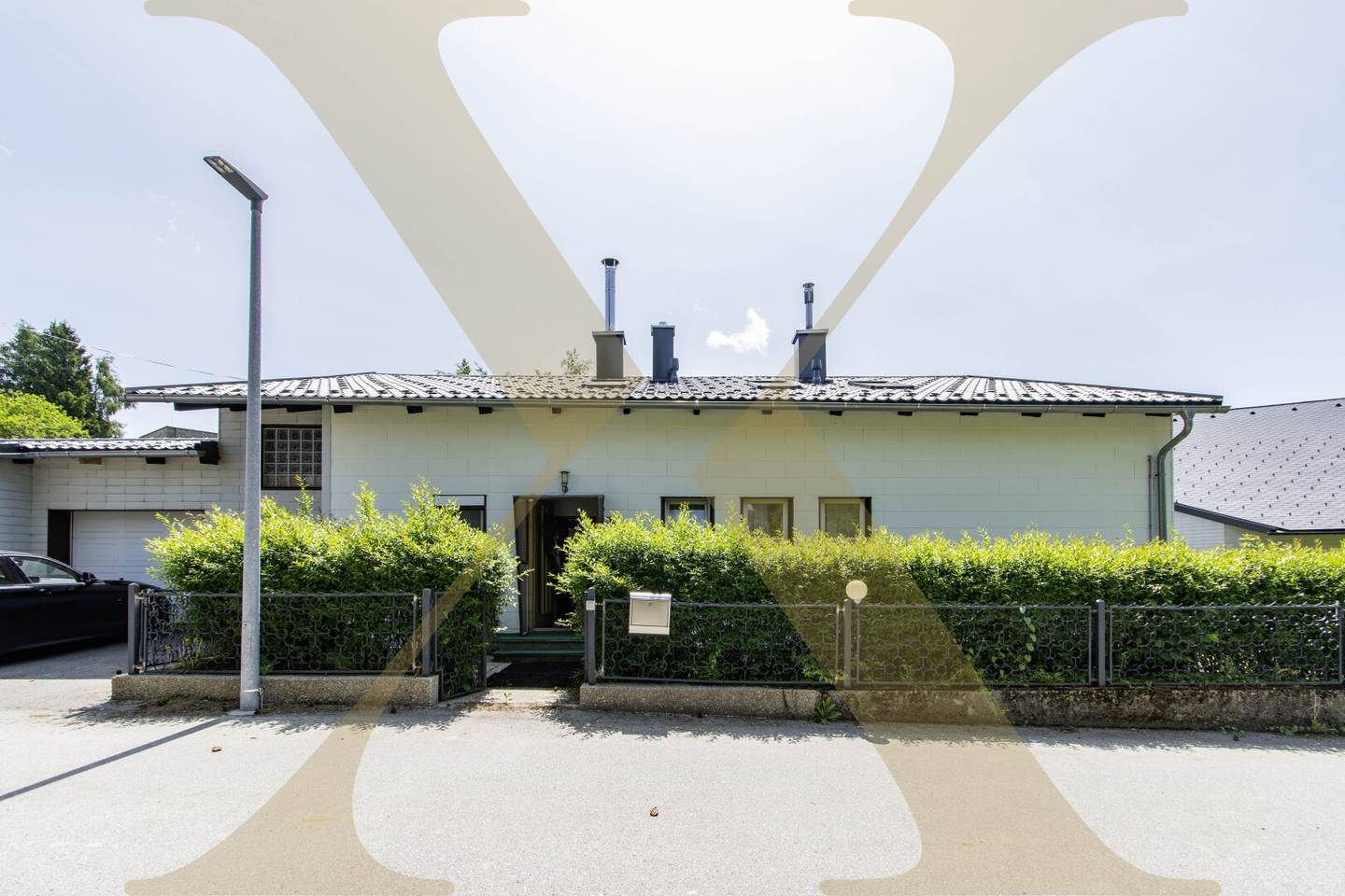 Sanierungsbedürftiges Einfamilienhaus mit großem Grundstück in Hellmonsödt zu verkaufen – viel Potenzial in bester Lage!