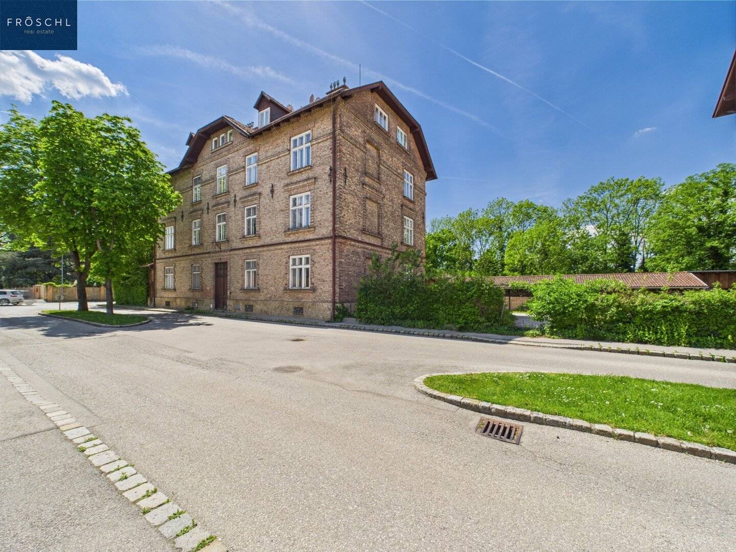 Wo Vision auf Potenzial trifft: Zinshaus 3 - NEUNKIRCHEN - Entwicklungsobjekt in Bestlage