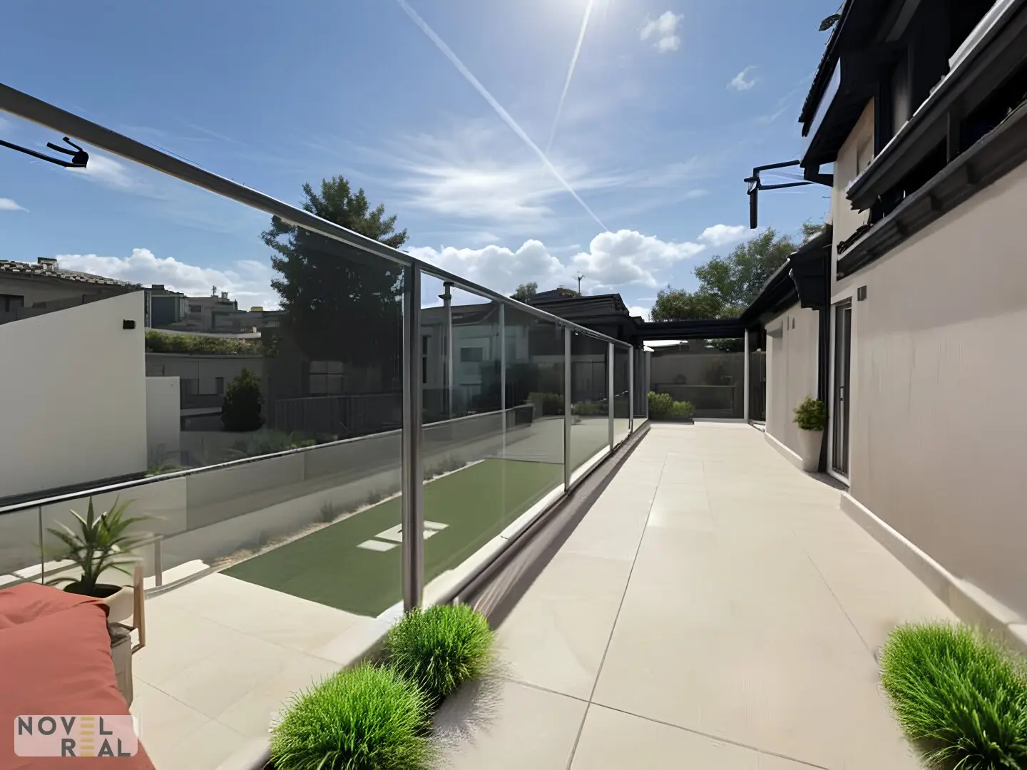 Living Like in Your Own House - Exclusive Maisonette Apartment with Garden in Top Location