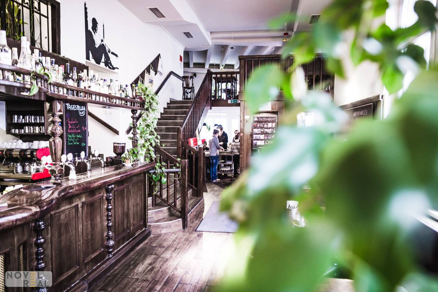 Exclusive real estate package: hospitality business, gastronomy and apartment in the heart of Vienna