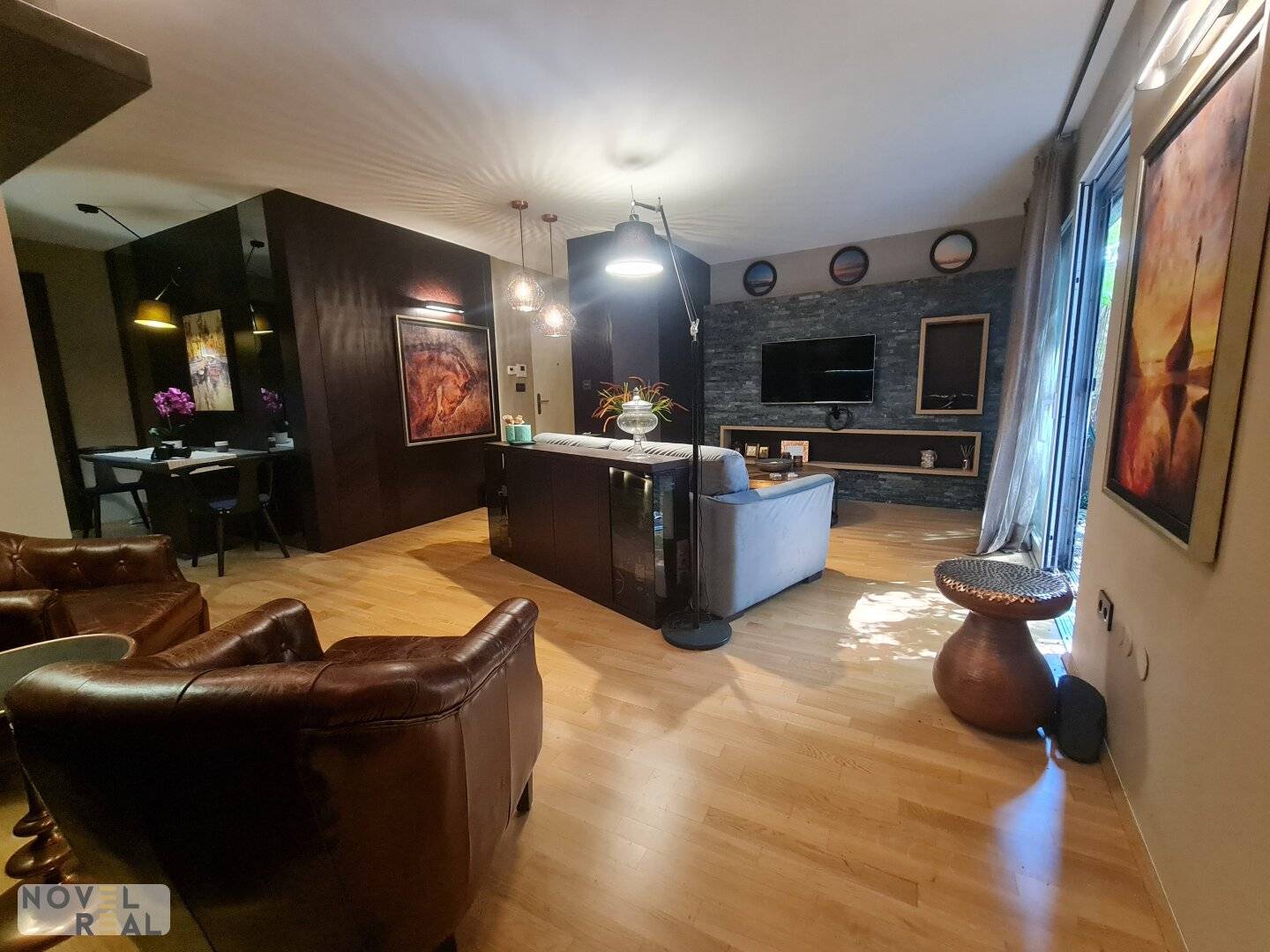 Furnished apartment with garden in quiet green surroundings