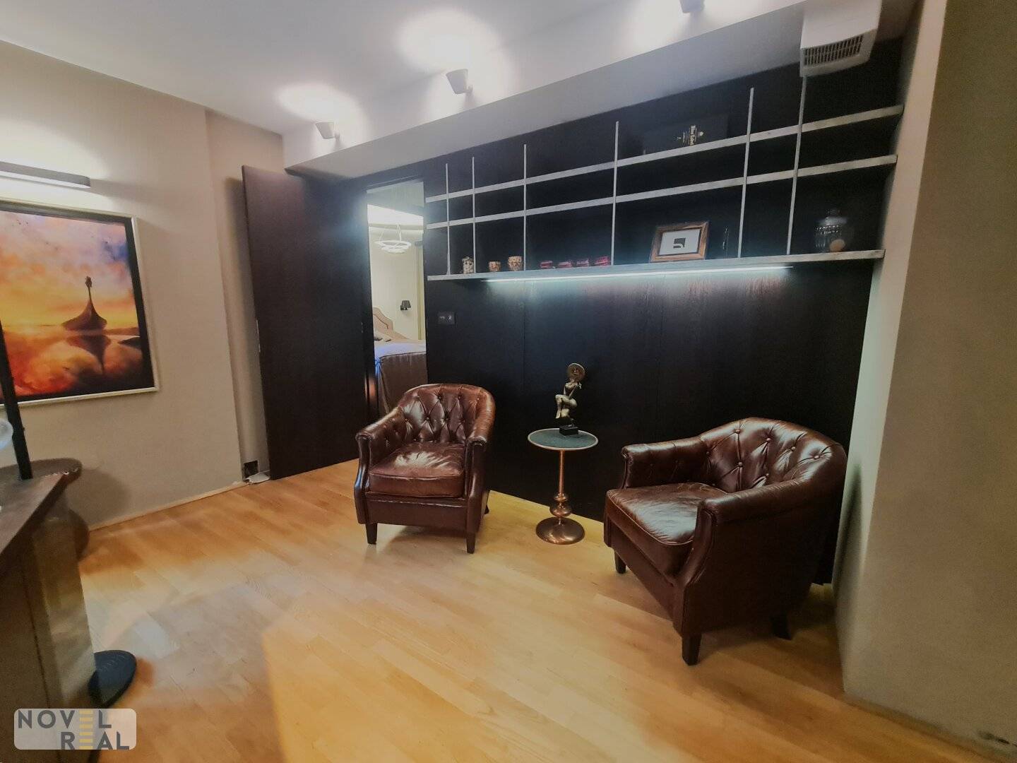 Furnished apartment with garden in quiet green surroundings