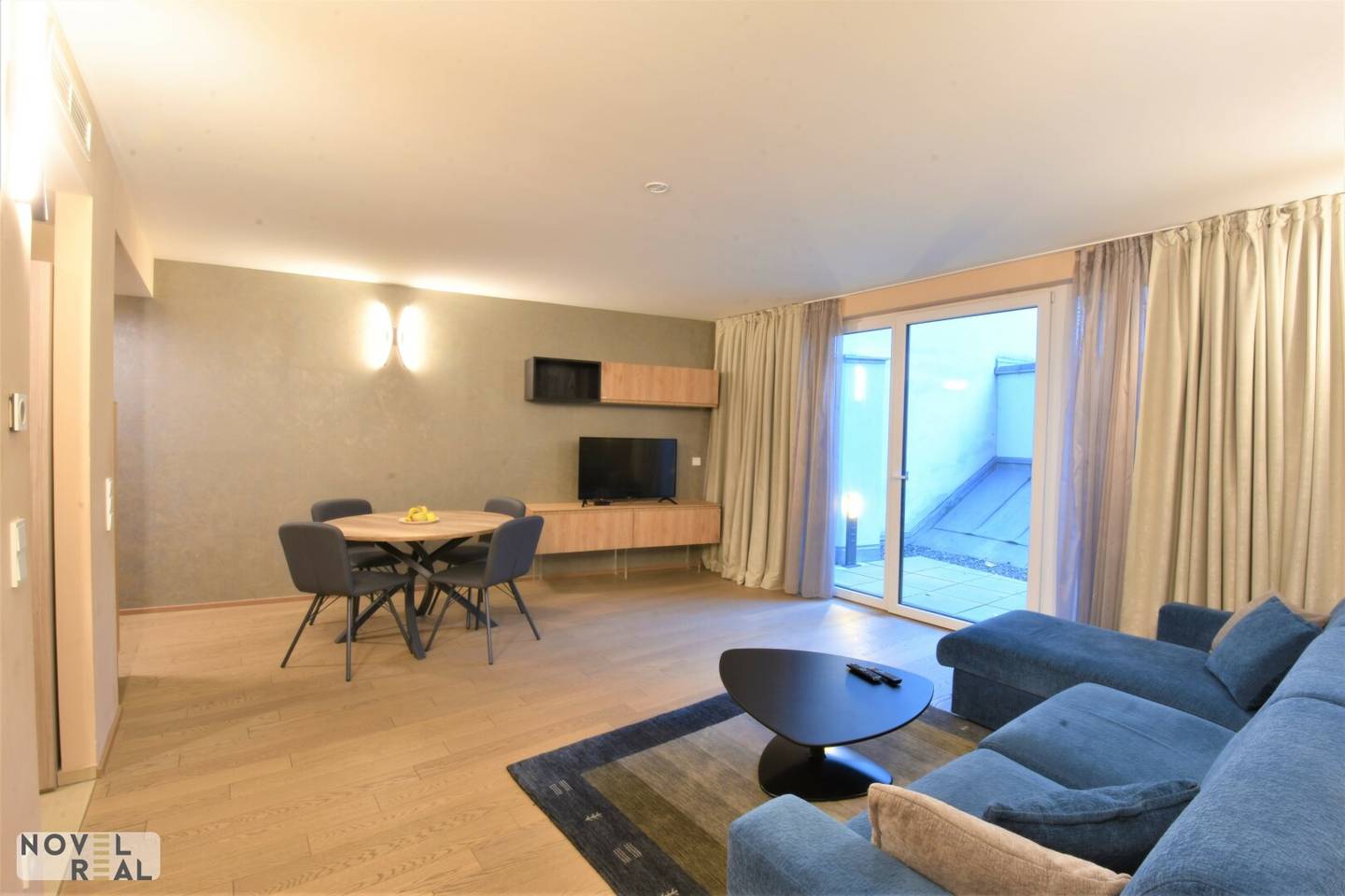 Apartment with courtyard terrace near Mariahilfer