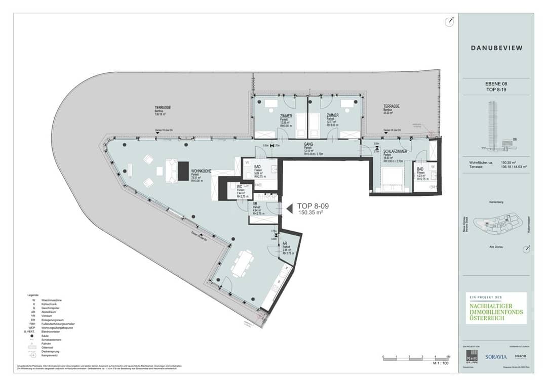 Dachgeschosswohnung with Dachterrasse and Danube view