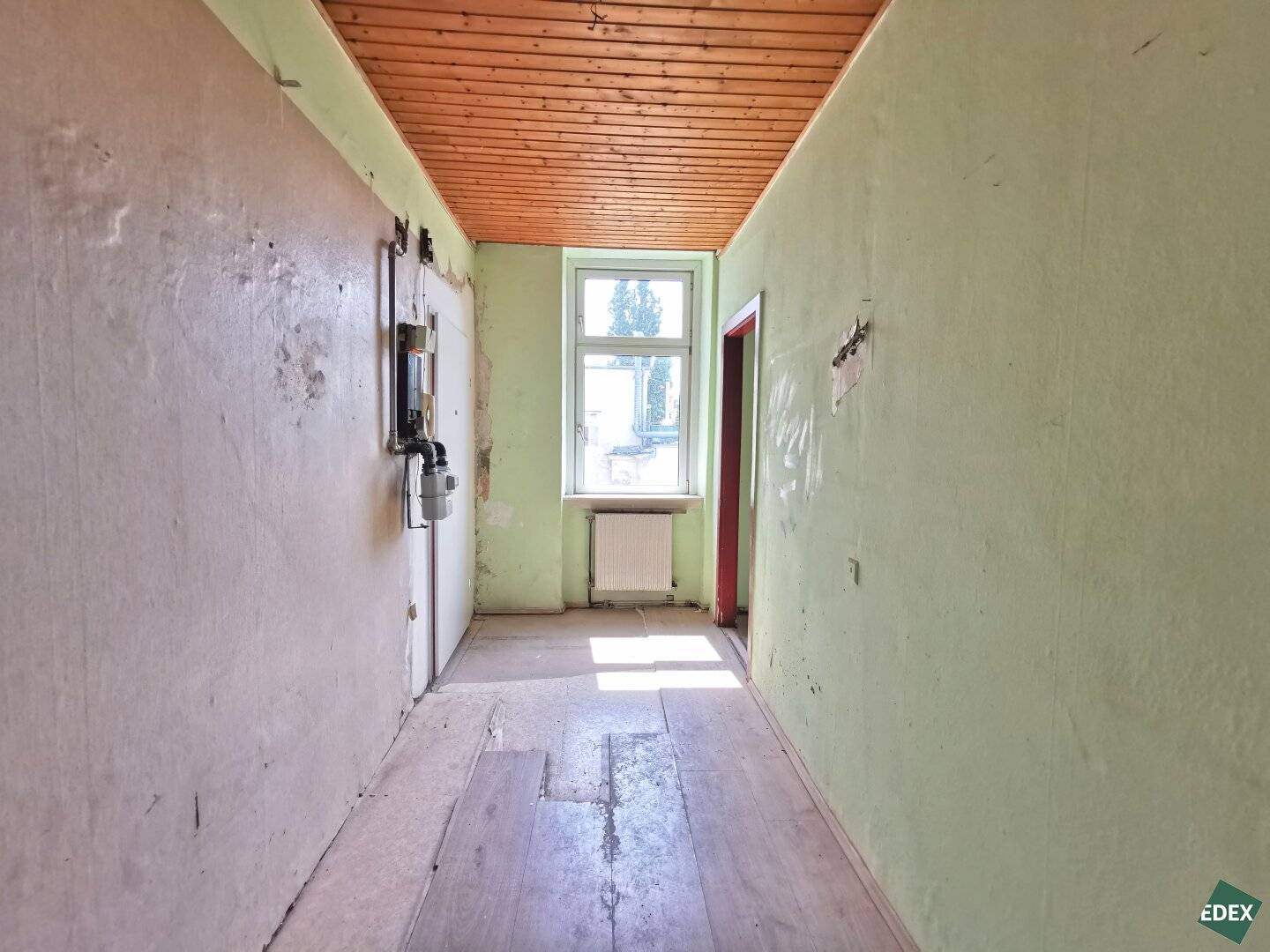 Sanierungsbedürftige Zwei-Zimmer-Wohnung unweit vom Donaukanal