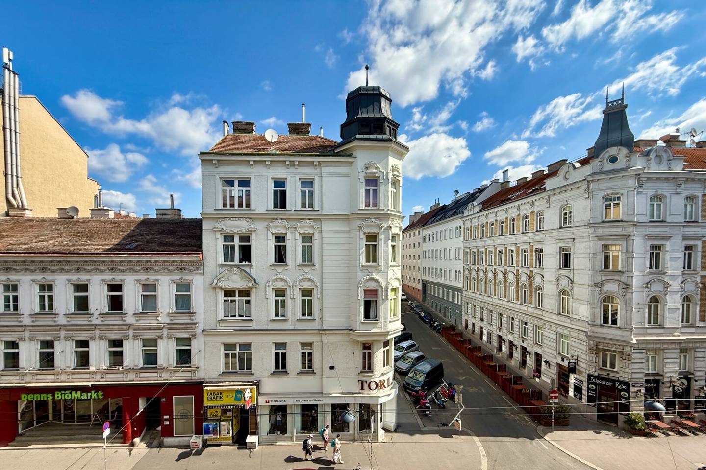 Newly renovated 38 m² new building apartment near U3 Ottakring