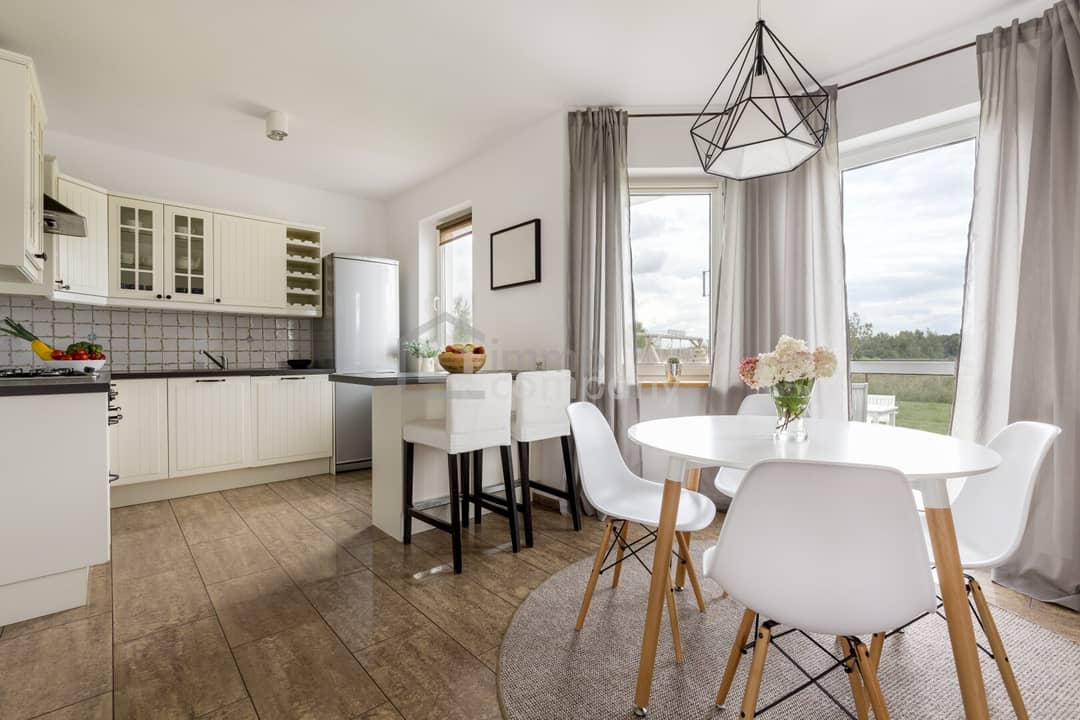 Erstbezug Wohnung mit großem Garten und Lift