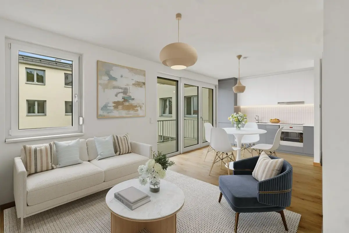 Four room apartment with balcony in central green setting authentic and refined