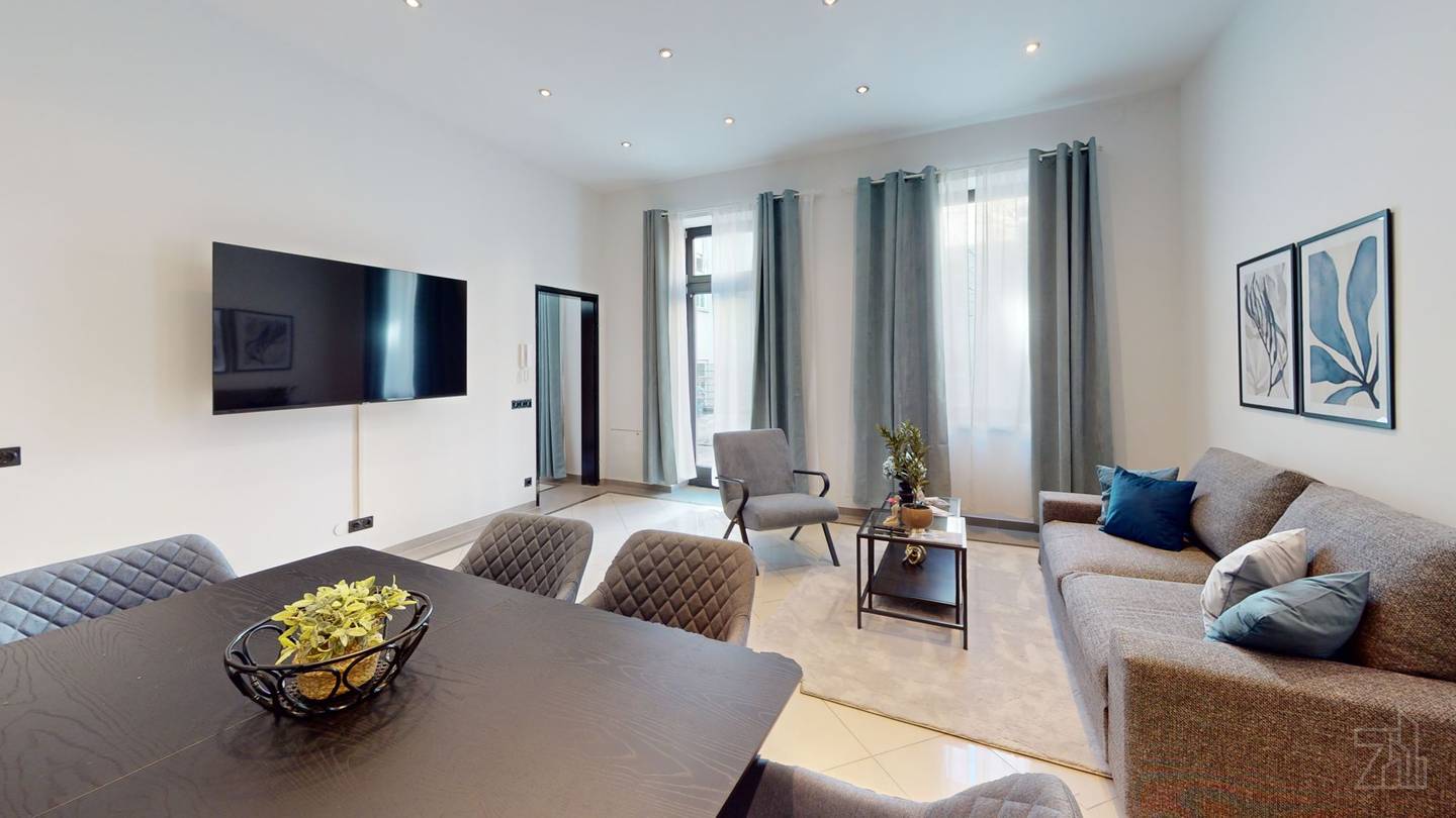 Apartment with roof terrace near Meidlinger Market
