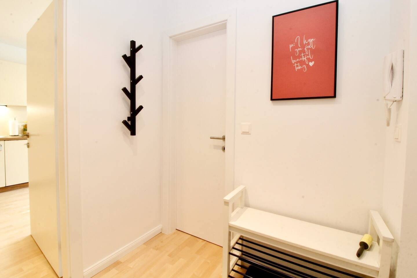 1100 Wien / HBF-Nähe: Neuwertige 5-Zimmer-Wohnung (96 m²) als Investment – Nettomiete € 1.185,65, bis 2028