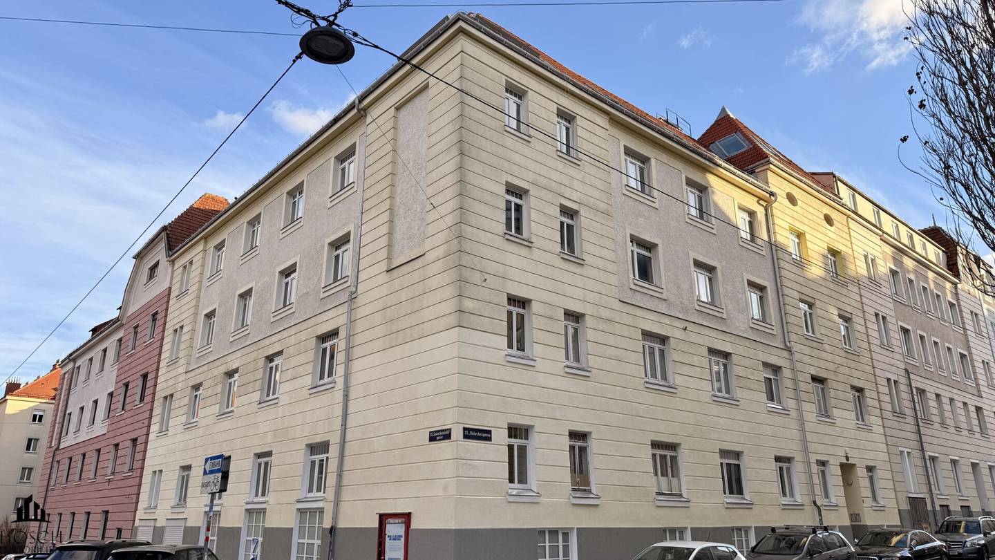 Old building apartment near U3 tenanted