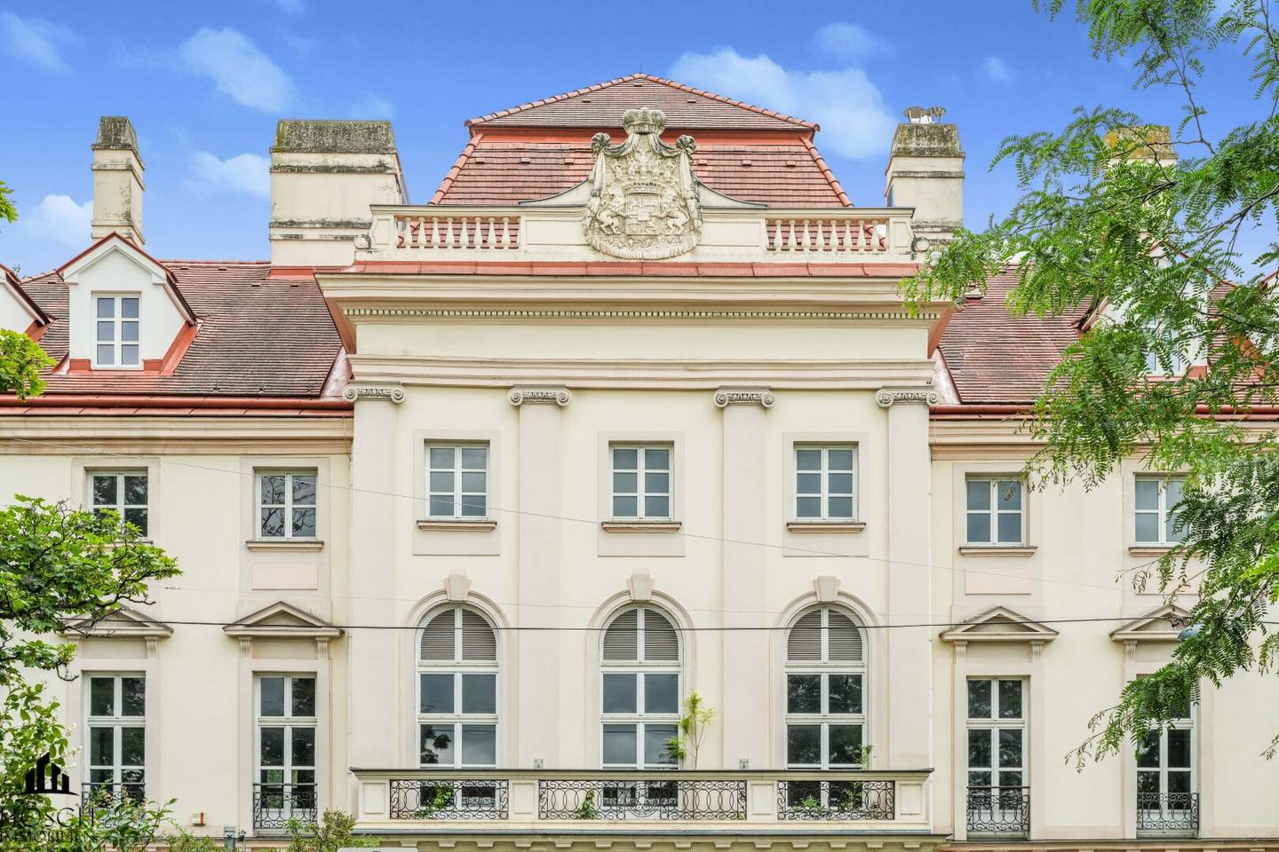 Fascinating Palace at the Augarten | with impressive history
