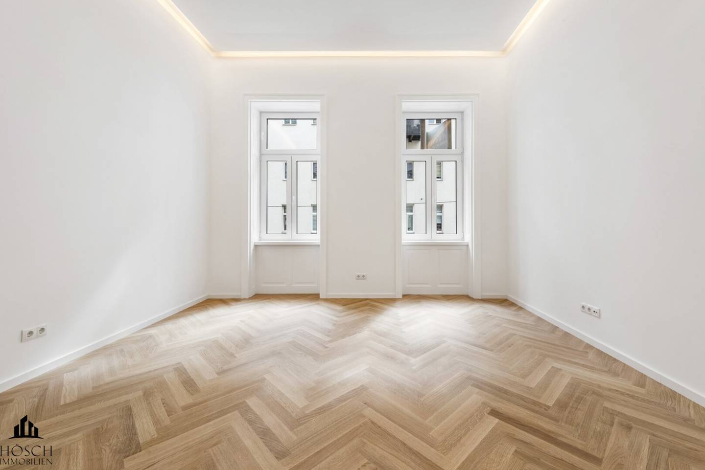Renovated historic apartment near Augarten
