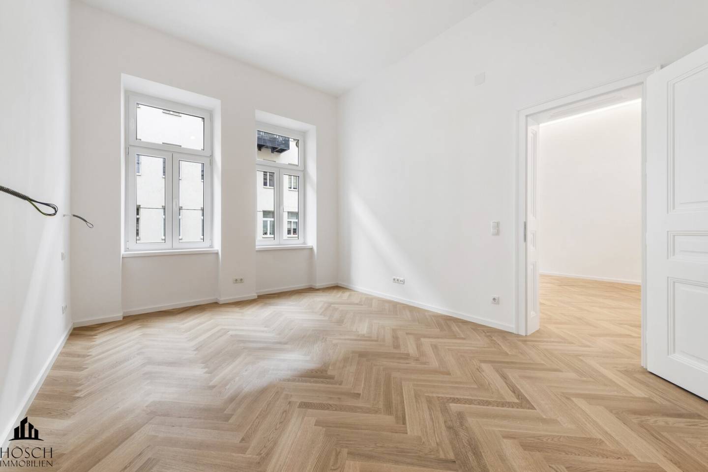 Renovated historic apartment near Augarten