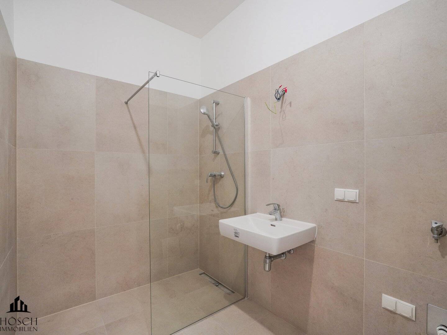 Wohnung Erstbezug Altbau mit offener Wohnküche