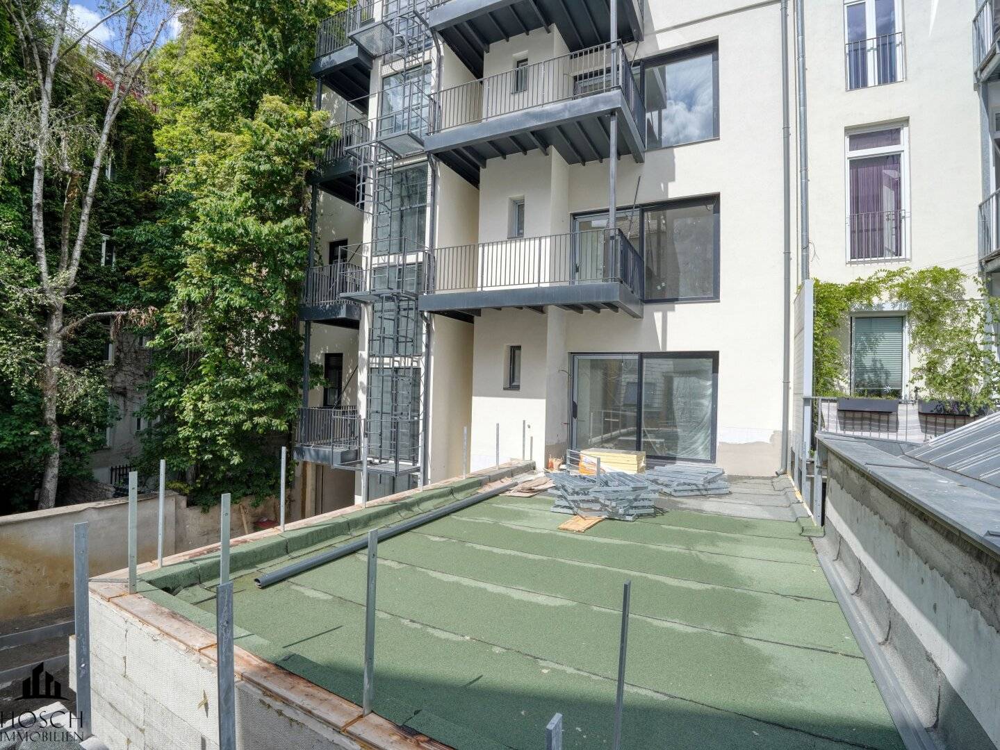 Wohnung im aufwendig sanierten Altbau mit Terrasse nahe Kutschkermarkt
