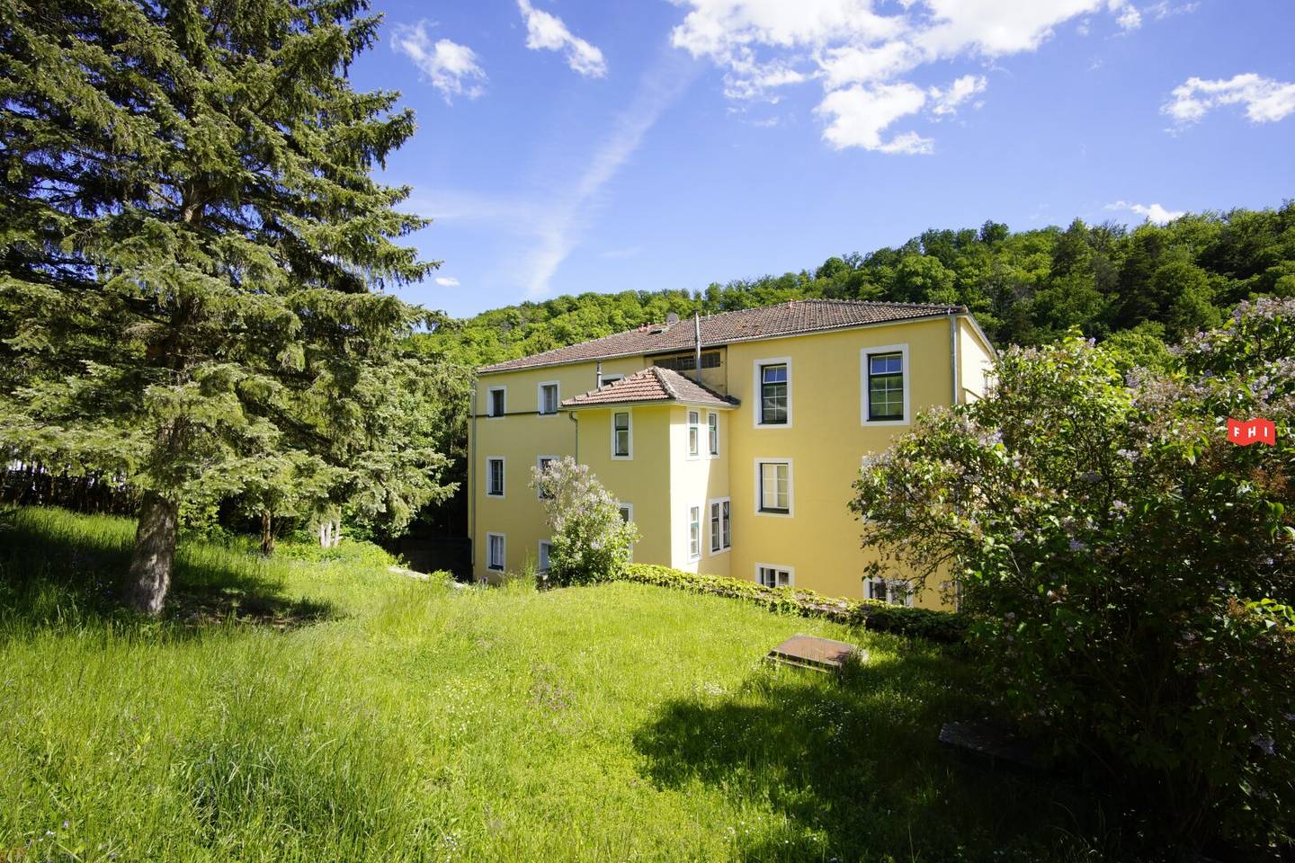 Renovated residential building in the Kamptal (Lower Austria) with approx. 7.2% target yield