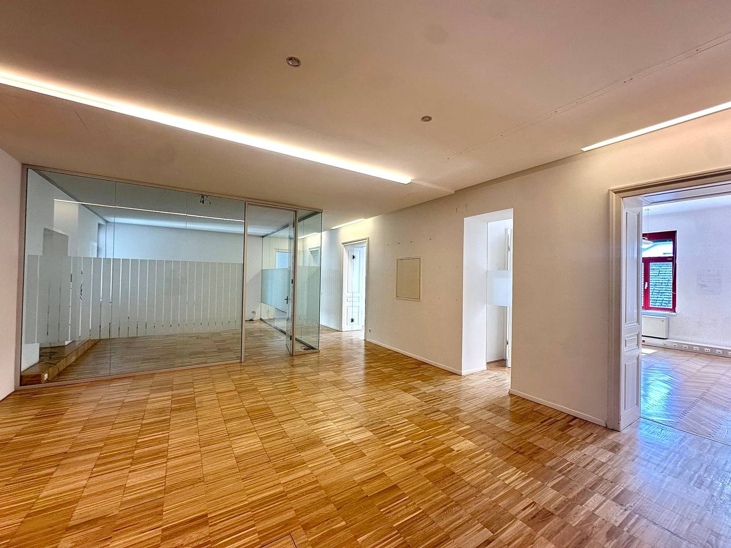 Apartment on Mariahilfer Strasse with garage