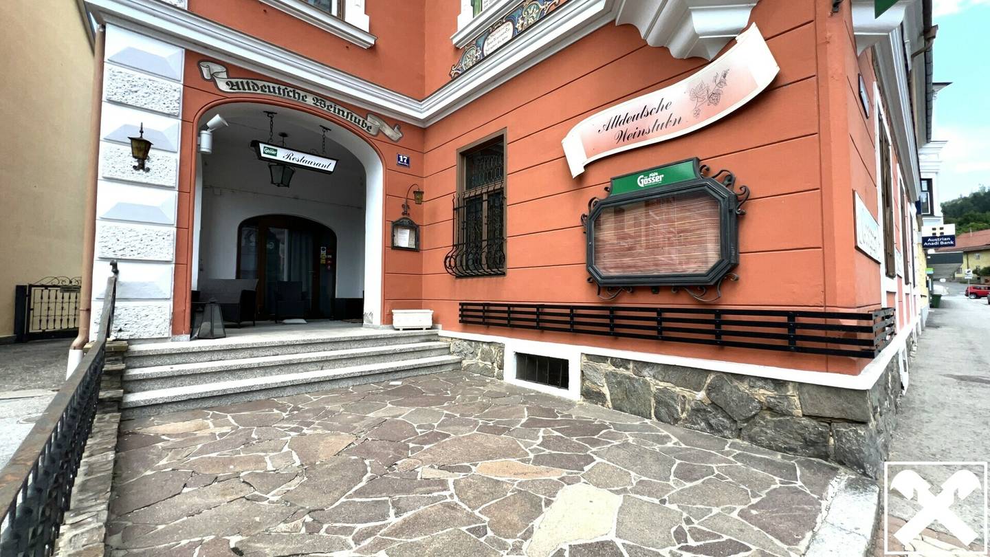 Einzigartige Stadtliegenschaft "Altdeutsche Weinstube" - Restaurant mit 4 Wohnungen