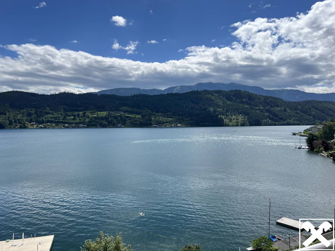 Penthouse mit direktem Seezugang und Panoramablick