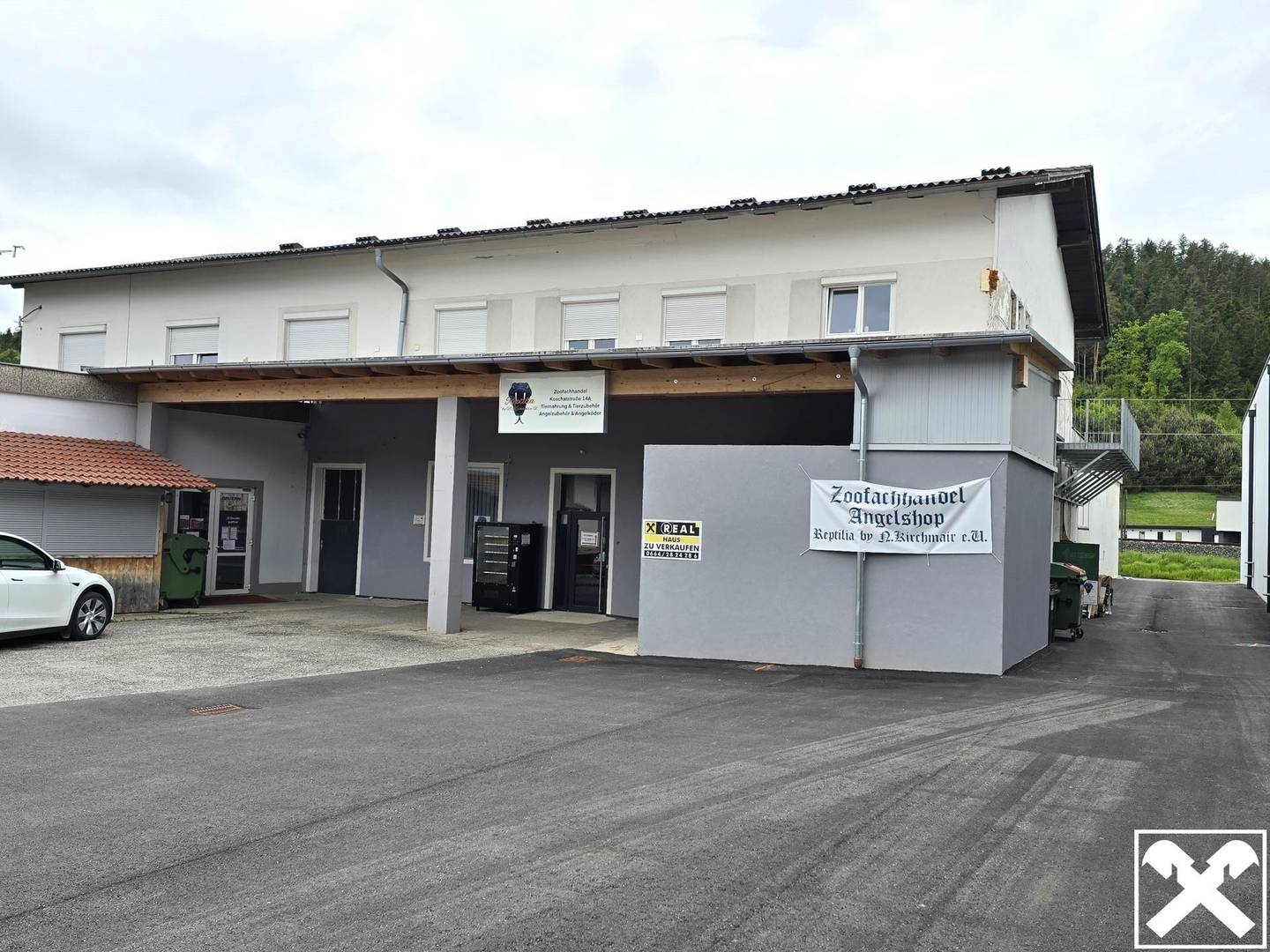 Geschäfts- und Wohnhaus in Bleiburg mit PV-Anlage und Grundstück