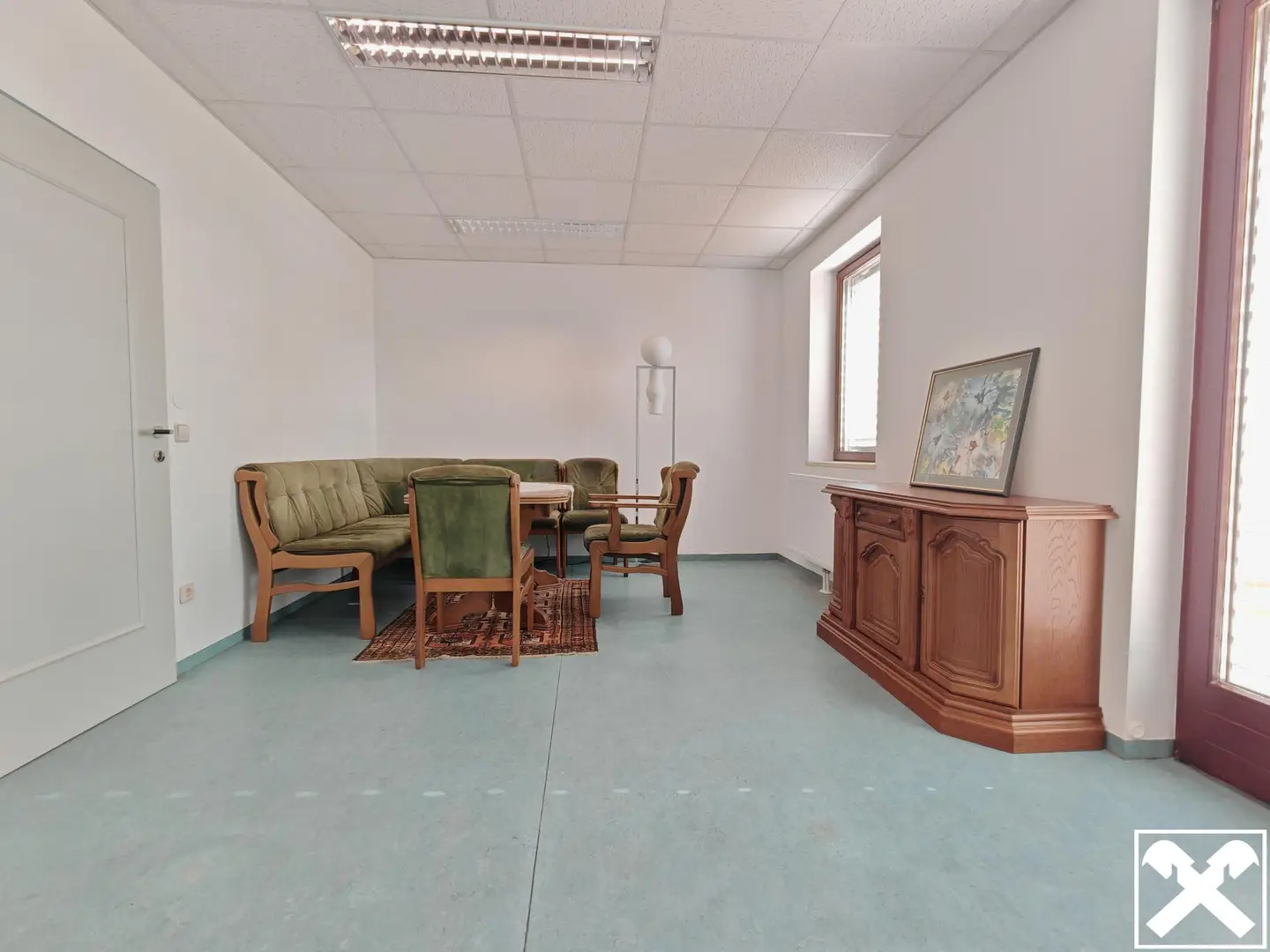 Apartment with barrier free access and lift