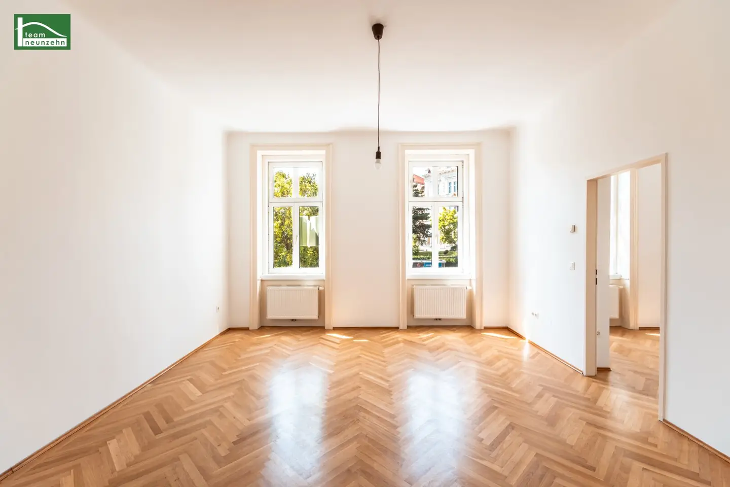 Altbauwohnung direkt neben dem wunderschönen Setagayapark! Gutes Preis-Leistungs-Verhältnis! Befristet vermietet! Gute Anbindung ins Stadtzentrum!