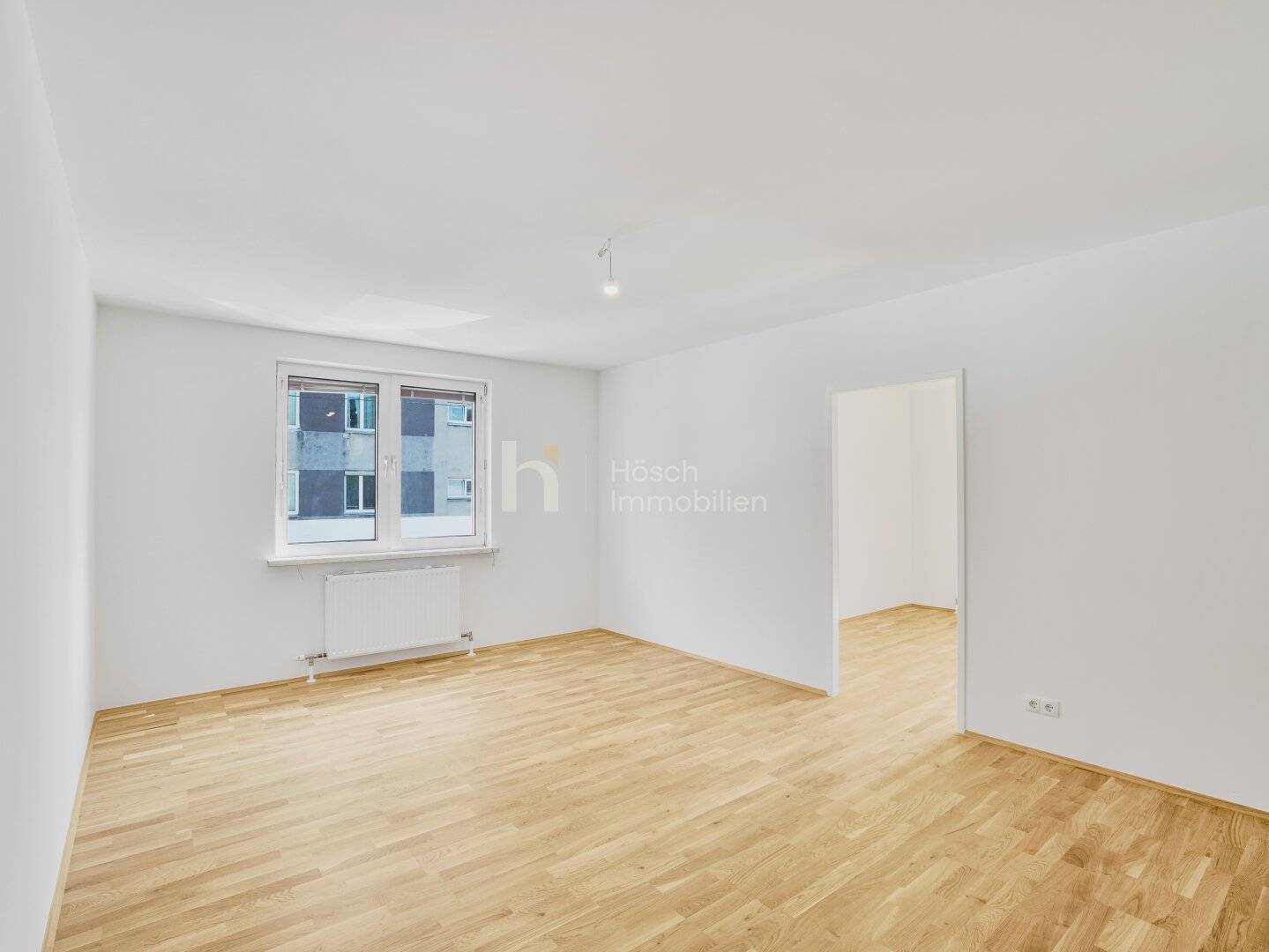 Attractive investment apartment in the 17th district with ongoing rental income and owner-occupier potential