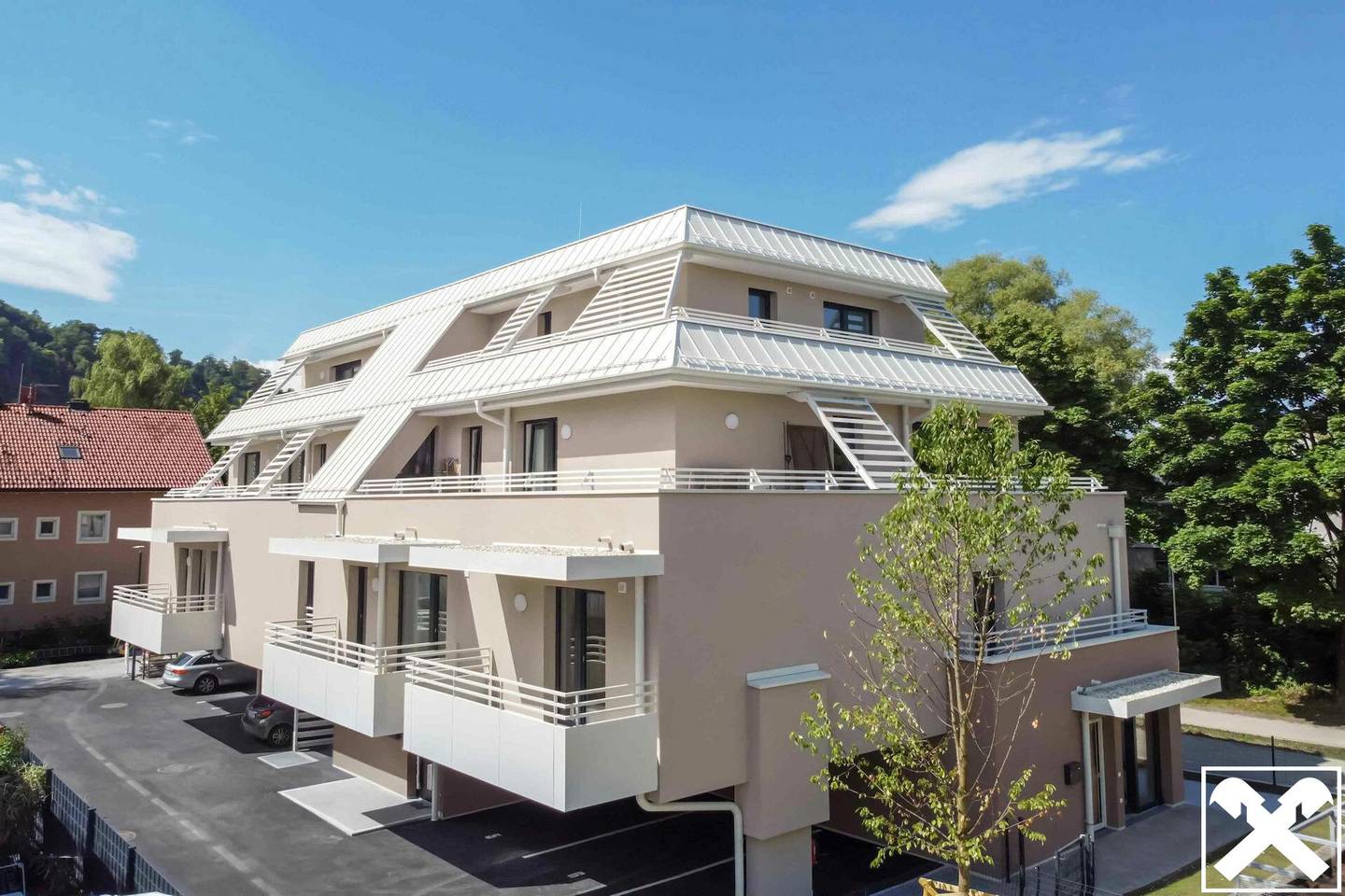 Apartment with two balconies and floor heating