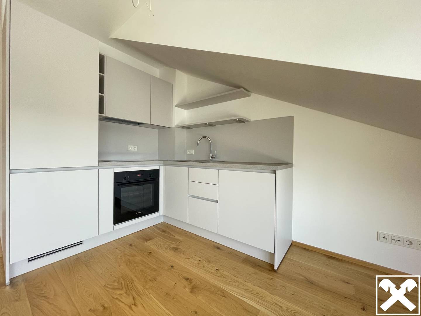 Top floor apartment new build Hallwang balcony