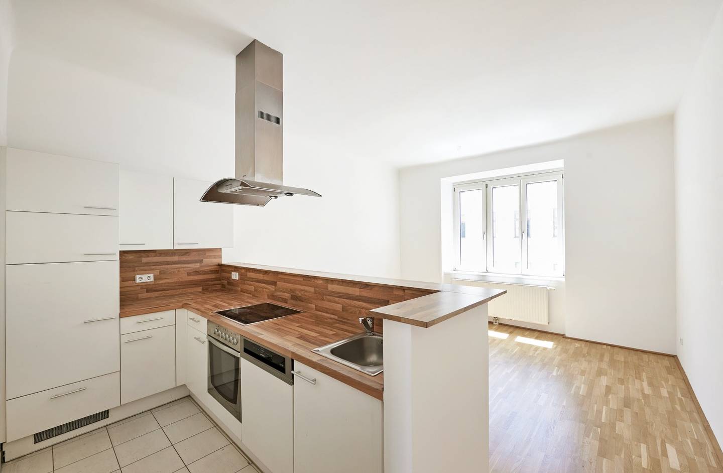 Altbauwohnung Loggia im Innenhof nahe Donaukanal