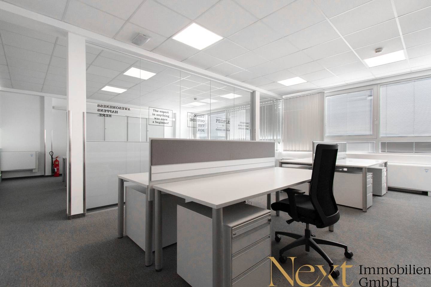 Bright and furnished office space (14th floor) in City Tower I in Linz for rent