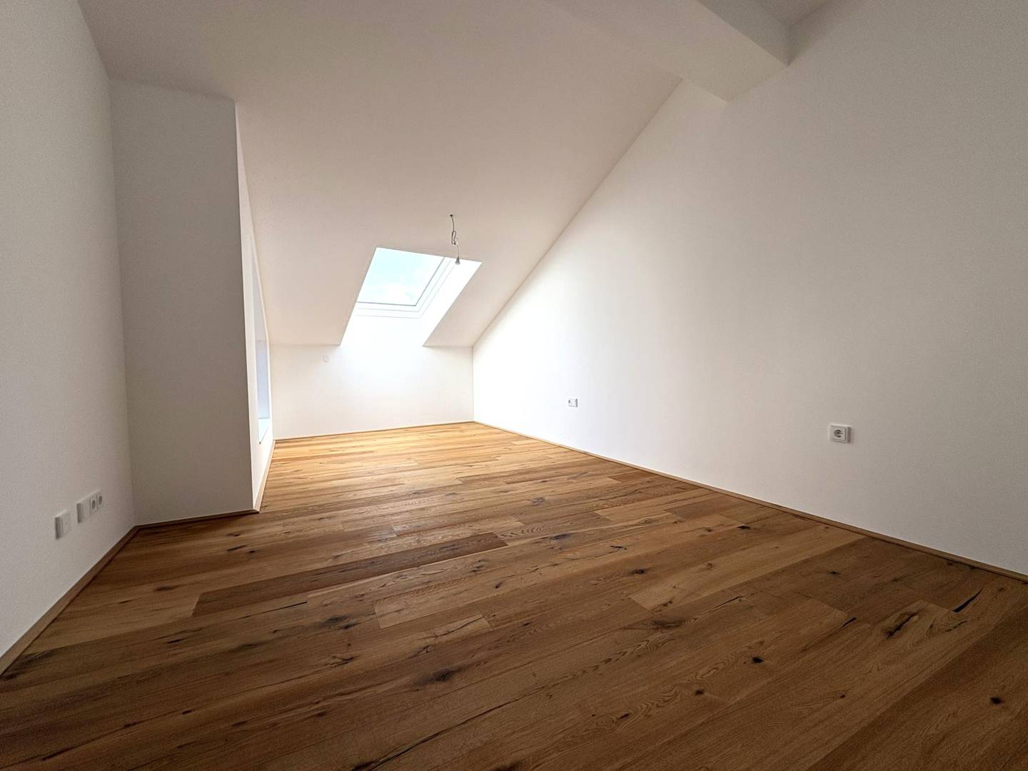 Top floor apartment newly constructed with terrace
