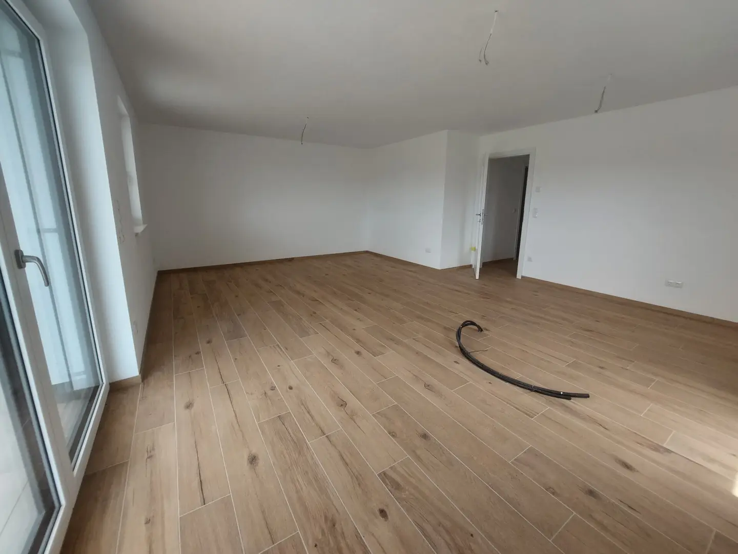 Ruhig gelegene Neubauwohnung mit Stellplatz