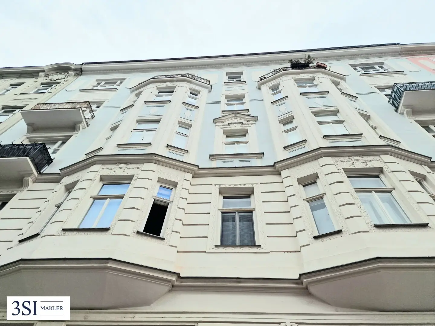 Wohnung nahe Hundertwasserhaus helle Loggia grüne Lage