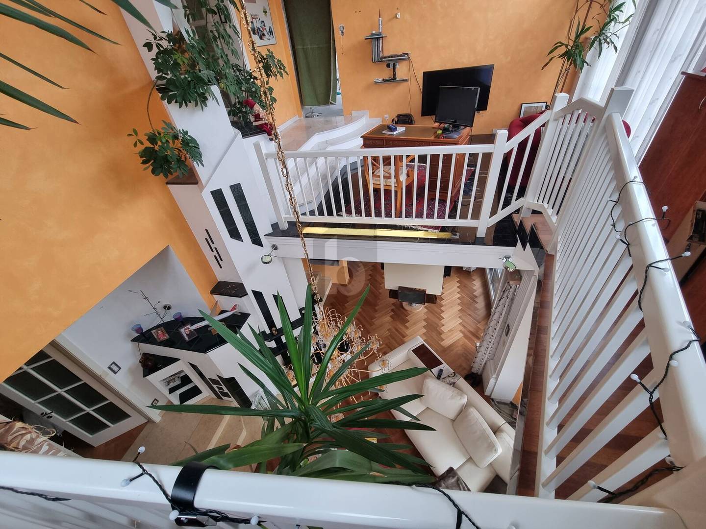 Smart Home Familienwohnung mit großem Privatgarten