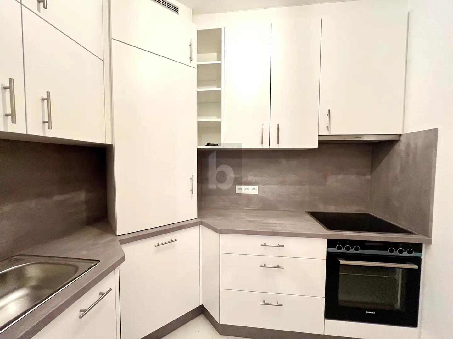 Erdgeschosswohnung mit eigenem Garten und Sauna