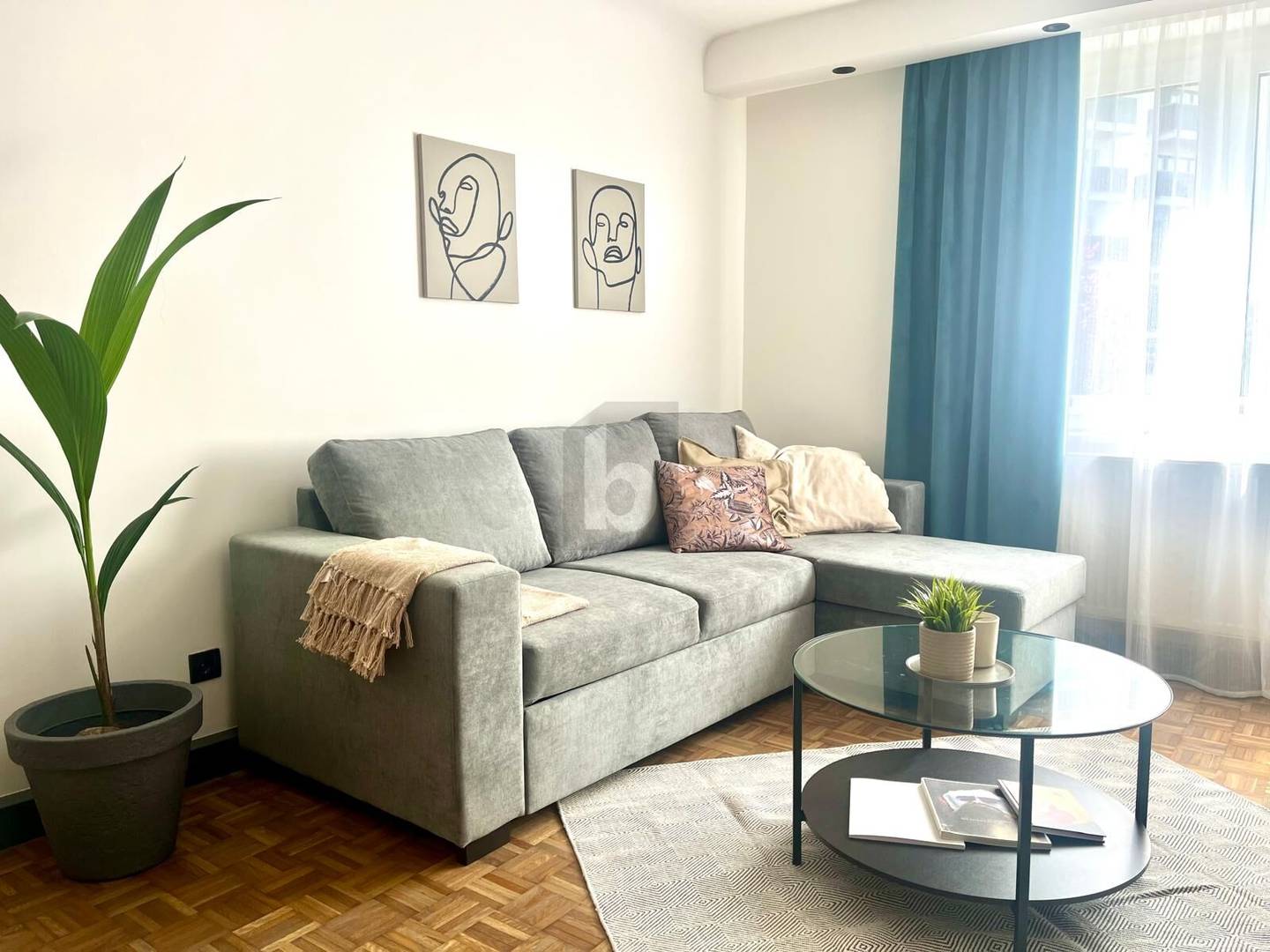 Frisch sanierte Wohnung nahe Yppenplatz möbliert