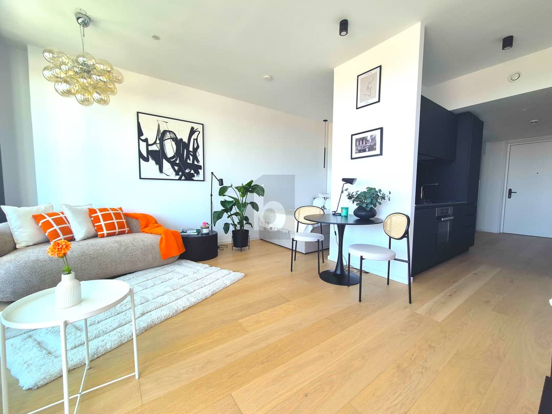 Wohnung mit Donaublick und Stadtblick möbliert