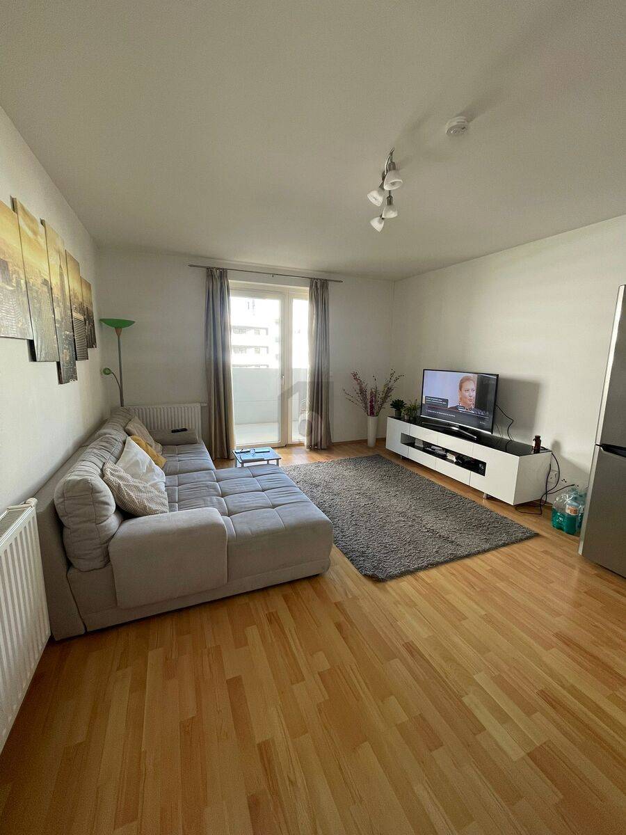 Quality Wohnung with large terrace next to Citygate