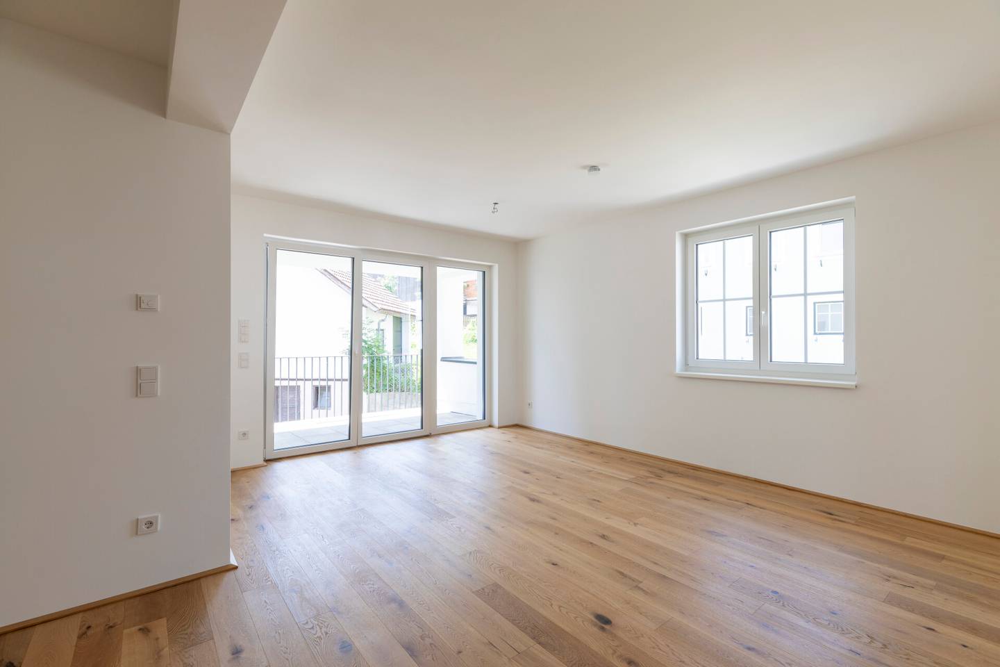 Großzügigie Wohnung im Ortszentrum - TG-Stellplatz inklusive