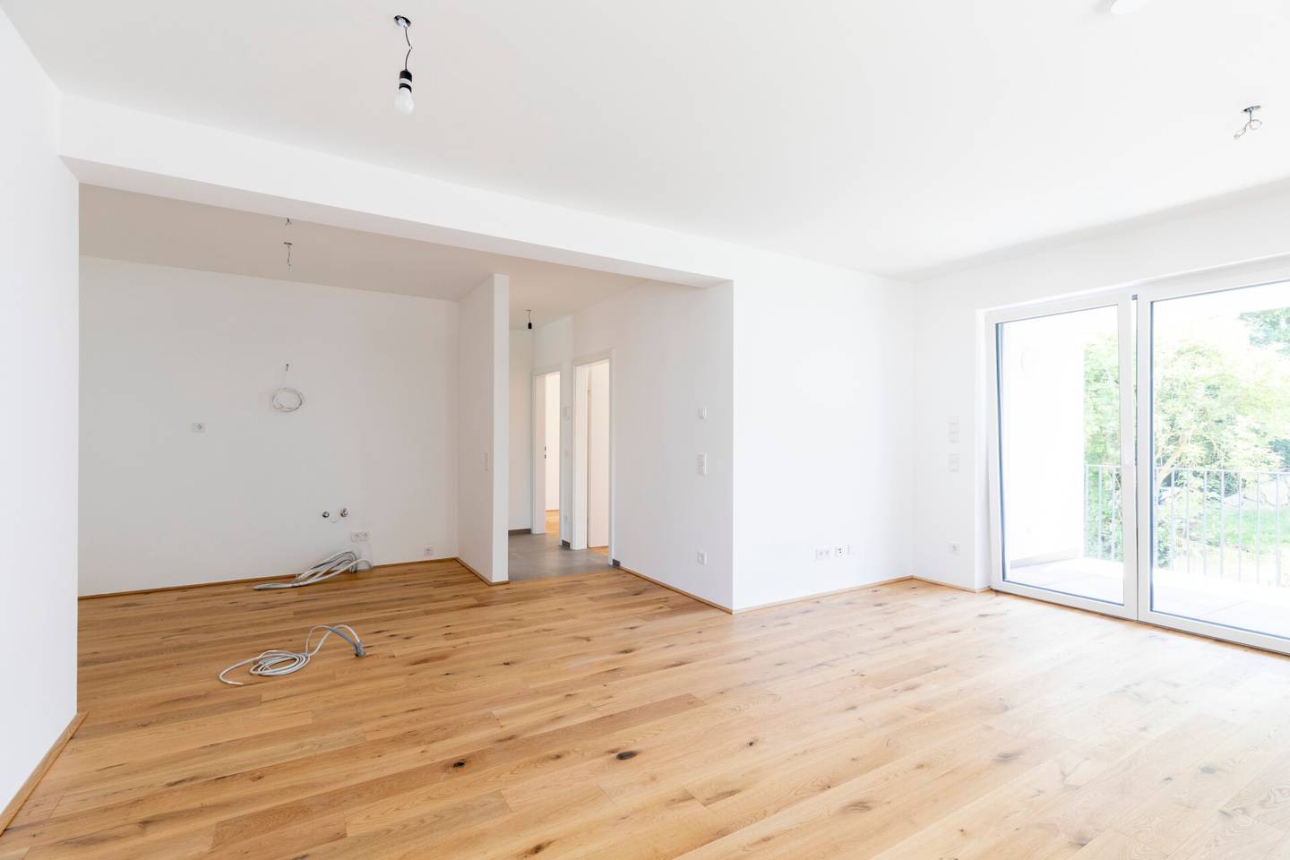 Großzügigie Wohnung im Ortszentrum - TG-Stellplatz inklusive