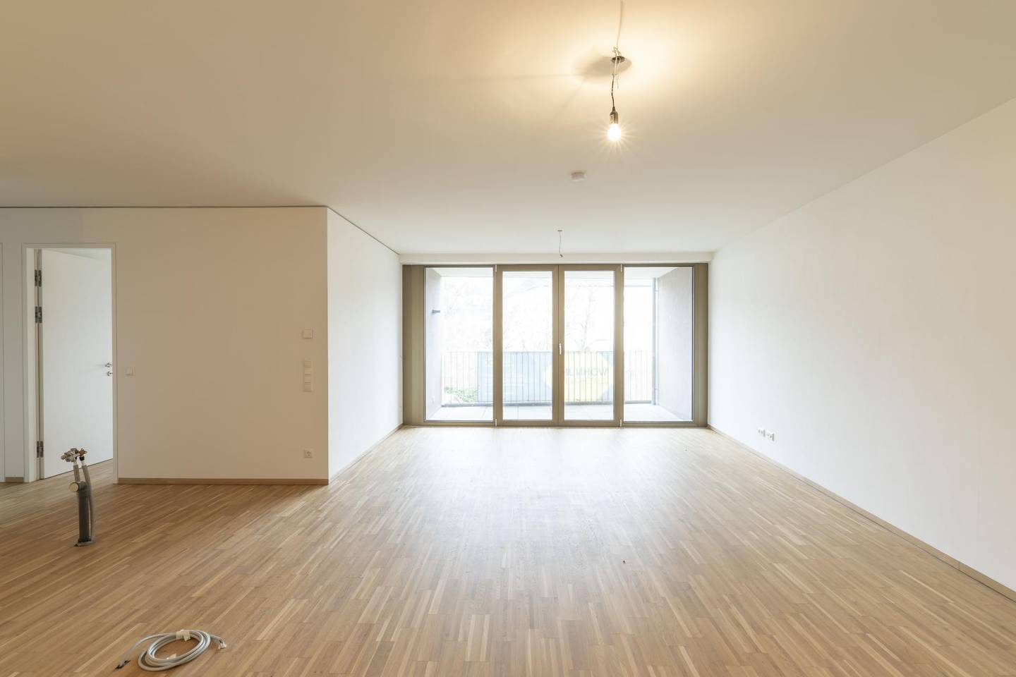 Zentrale Wohnung mit Loggia Erstbezug