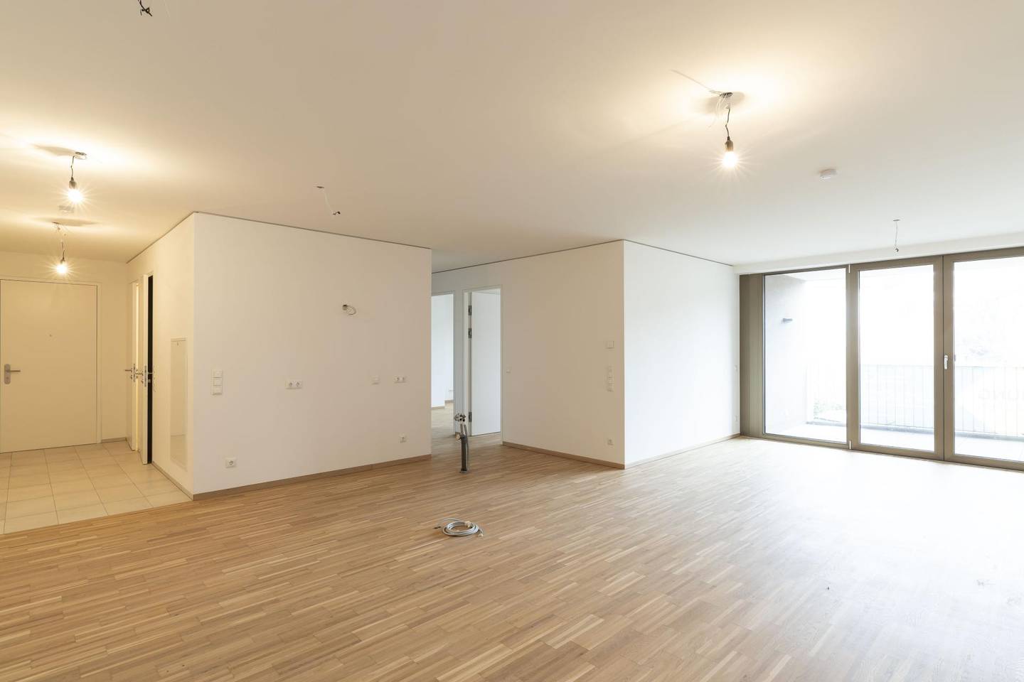 Zentrale Wohnung mit Loggia Erstbezug