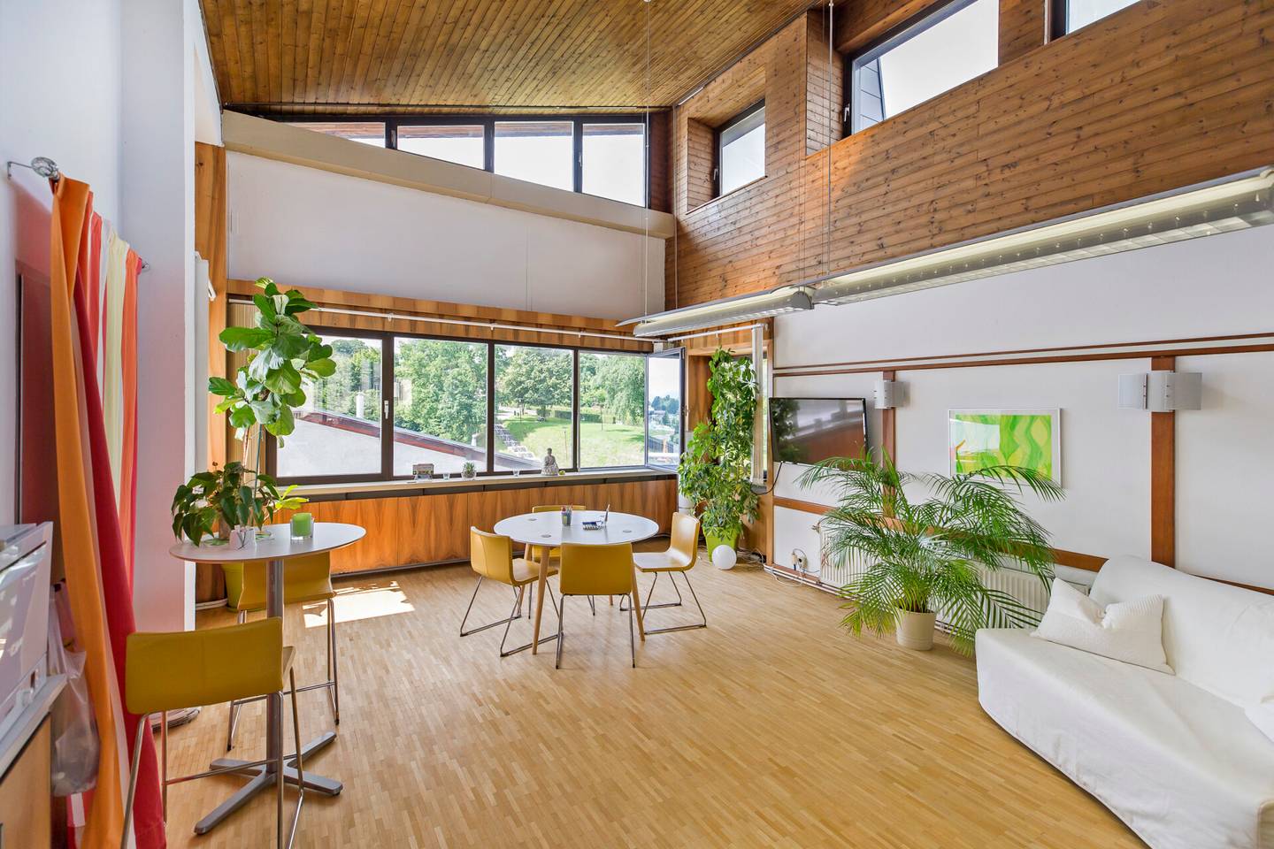 Dachgeschossbüro - Lenzing Zentrum